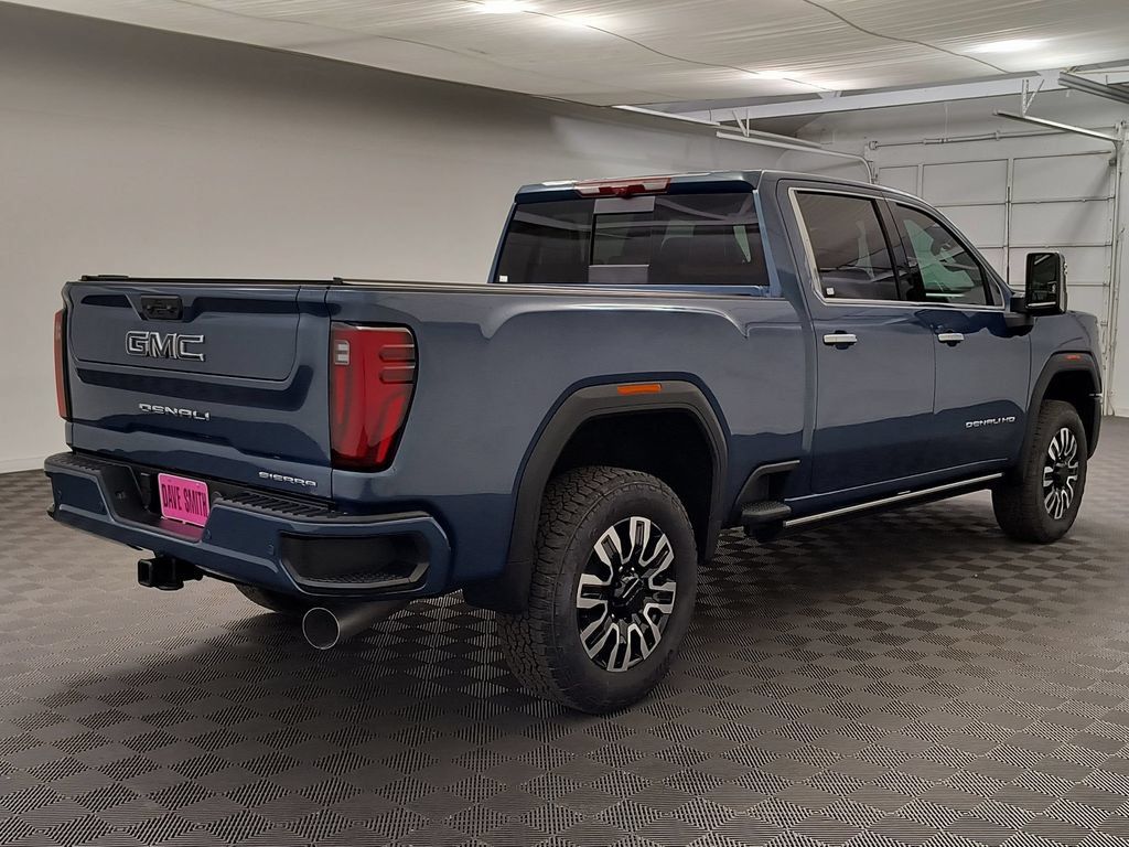 Used 2026 GMC Sierra 2500 Denali Ultimate AWD/4WD image 9