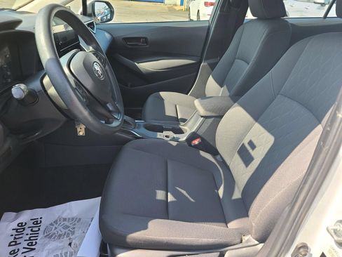 Used 2023 Toyota Corolla LE FWD image 6