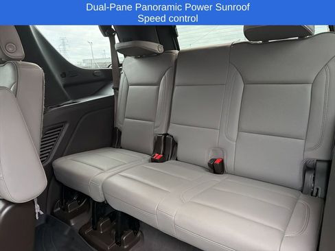 Used 2022 GMC Yukon SLT w/ Max Trailering Package image 6