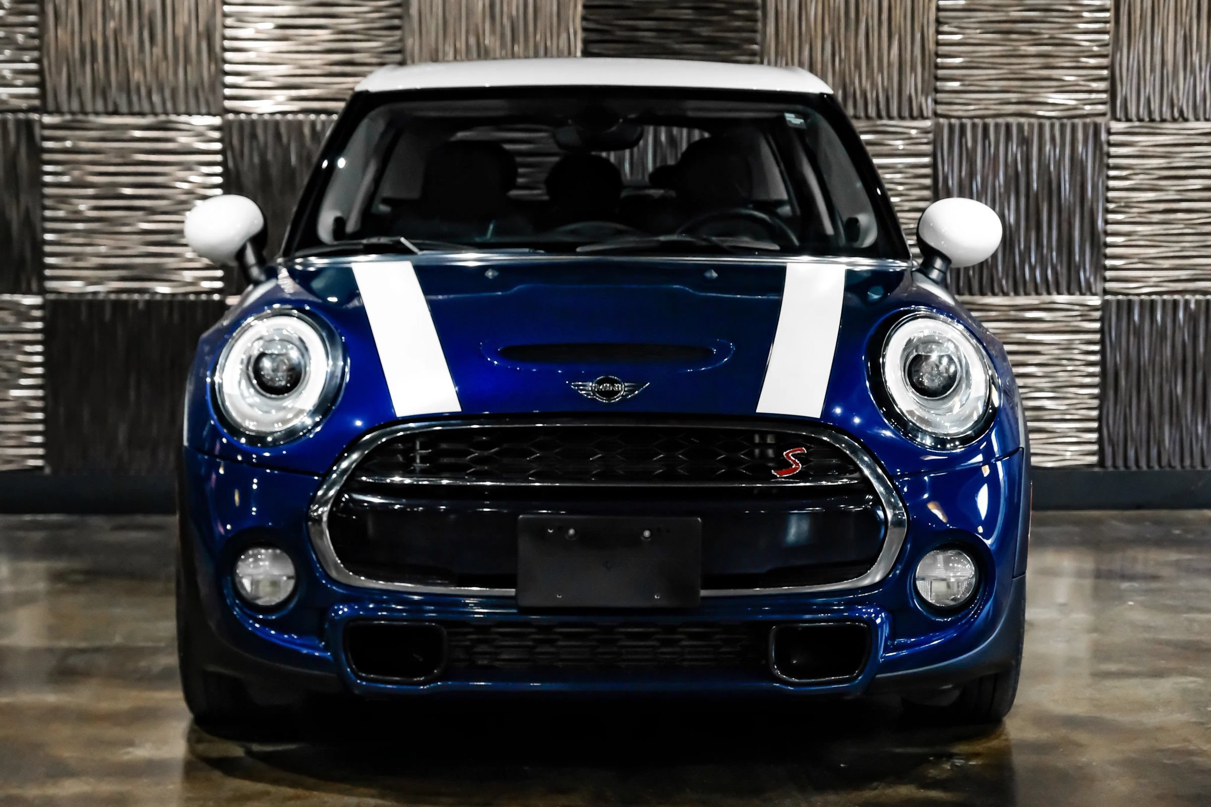 Used 2018 MINI Cooper S w/ Premium Package FWD image 8