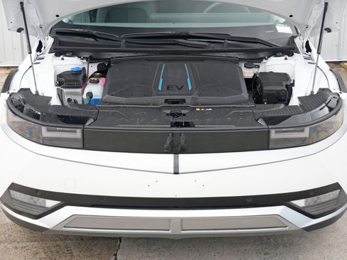 Used 2024 Hyundai Ioniq 5 SEL image 7