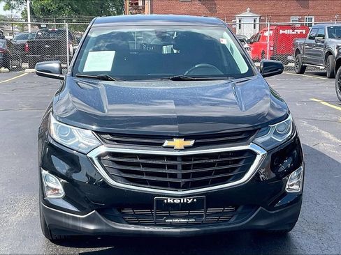 Used 2018 Chevrolet Equinox LT FWD image 2