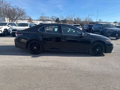 Used 2023 Toyota Camry XSE image 8