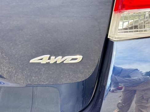 Used 2011 Toyota Highlander Limited w/ Tow Pkg AWD/4WD image 11