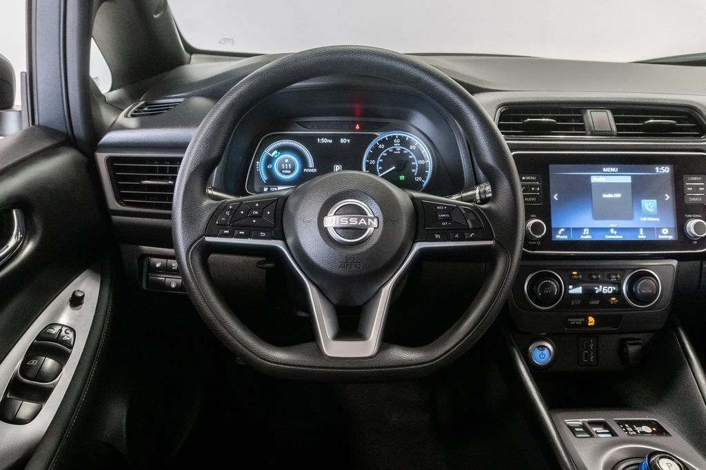 Used 2025 Nissan Leaf S FWD image 12
