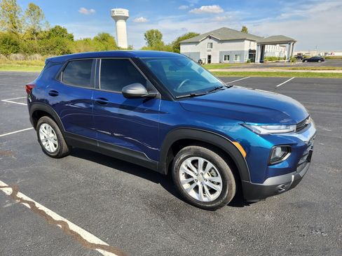 Used 2021 Chevrolet TrailBlazer LS image 9