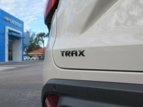 New 2026 Chevrolet Trax RS w/ Driver Confidence Package image 8