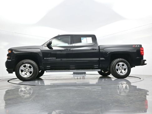 Used 2018 Chevrolet Silverado 1500 LT w/ All Star Edition image 39