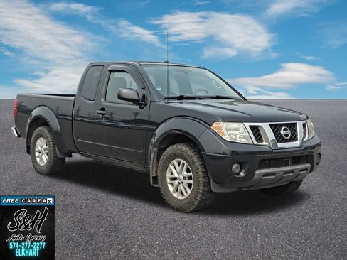 Used 2017 Nissan Frontier SV AWD/4WD image 3