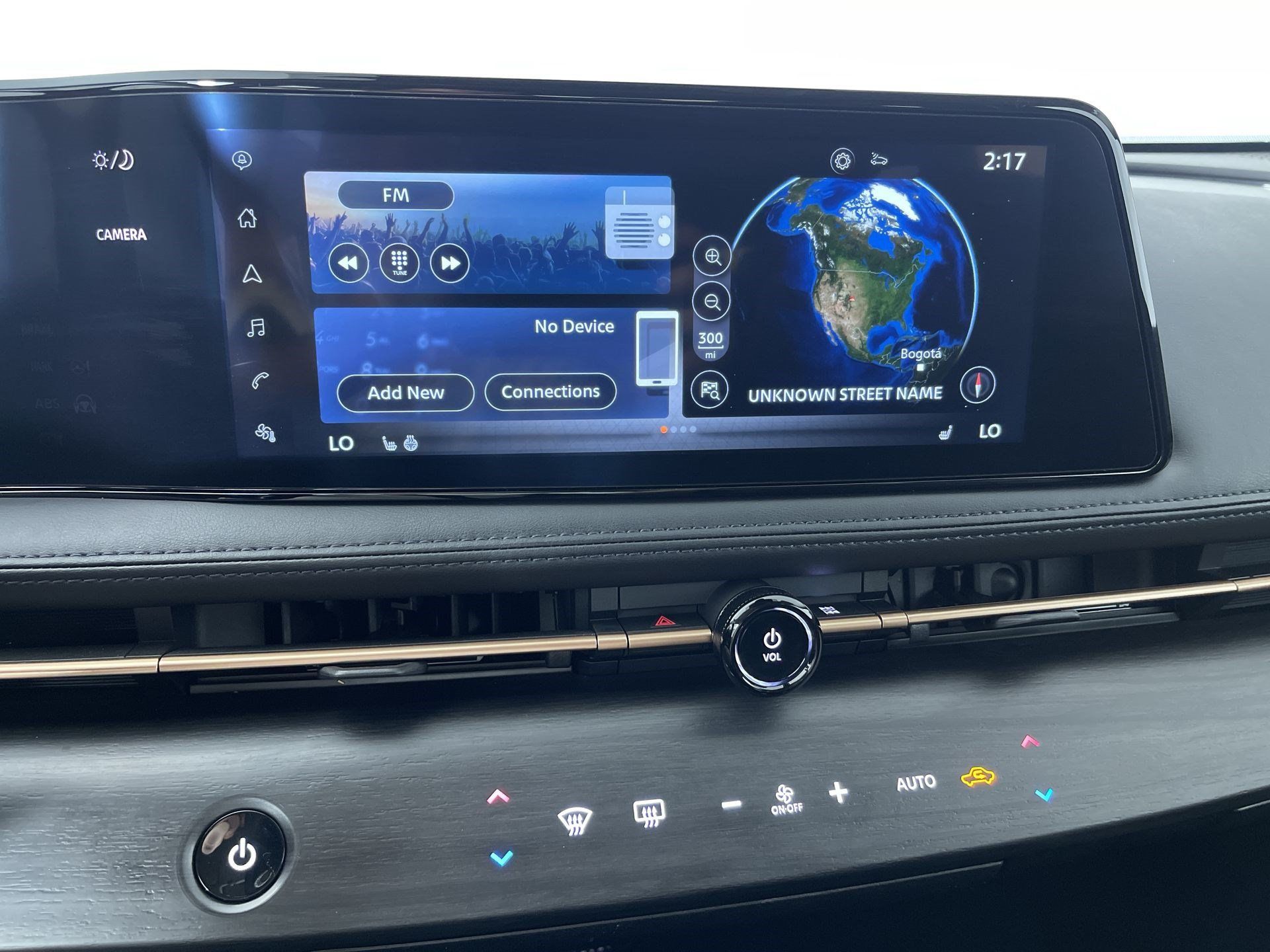 Certified 2024 Nissan Ariya AWD image 17
