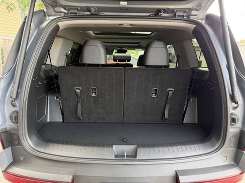 Used 2025 Hyundai Santa Fe Limited FWD image 19