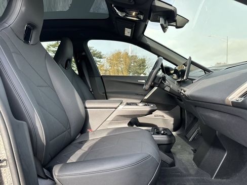 Certified 2025 BMW iX xDrive50 w/ Premium Package image 27