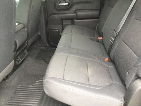 Used 2019 Chevrolet Silverado 1500 Custom w/ Custom Value Package AWD/4WD image 20