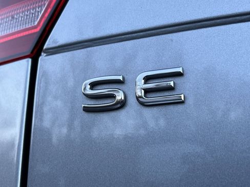 Used 2024 Volkswagen Tiguan Wolfsburg Edition image 29