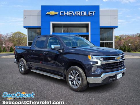 Used 2024 Chevrolet Silverado 1500 LT AWD/4WD image 1