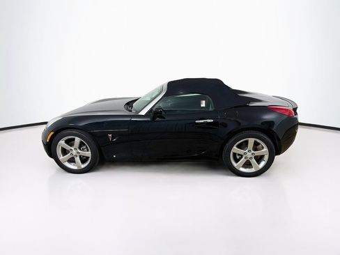Used 2007 Pontiac Solstice Convertible w/ Preferred Package RWD image 8