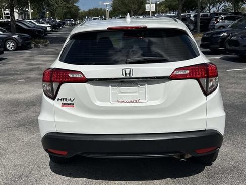 Certified 2022 Honda HR-V LX image 5
