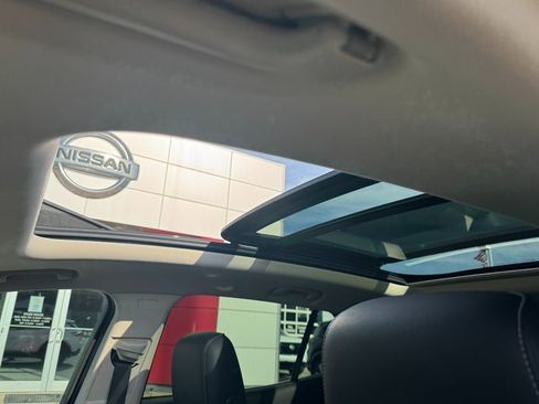 Used 2021 Buick Envision Essence w/ Sport Touring Package image 2