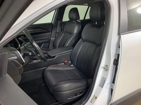 Used 2024 MAZDA CX-50 AWD 2.5 Turbo image 30