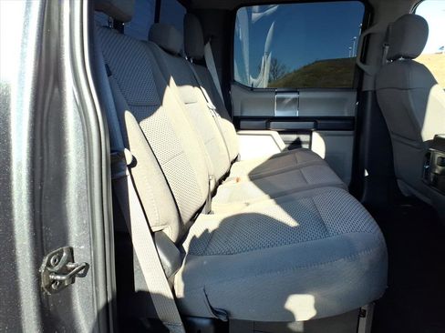 Used 2019 Ford F250 XLT w/ XLT Premium Package image 9