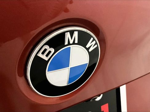 Used 2019 BMW 330i xDrive Sedan w/ Premium Package AWD/4WD image 32