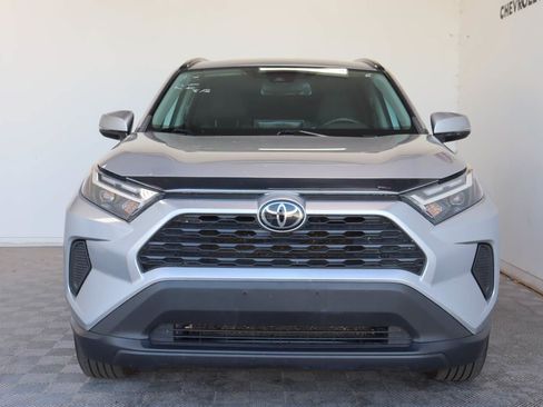 Used 2023 Toyota RAV4 XLE AWD/4WD image 2