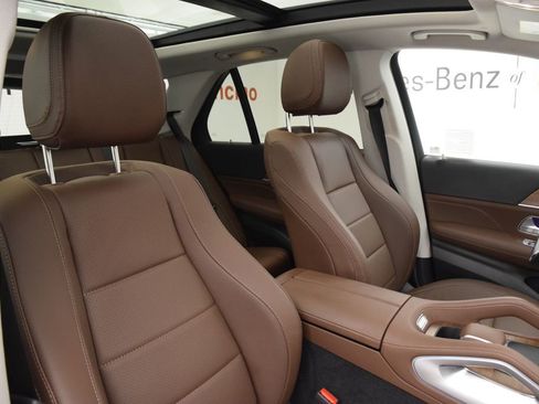 Certified 2025 Mercedes-Benz GLE 350 4MATIC image 17