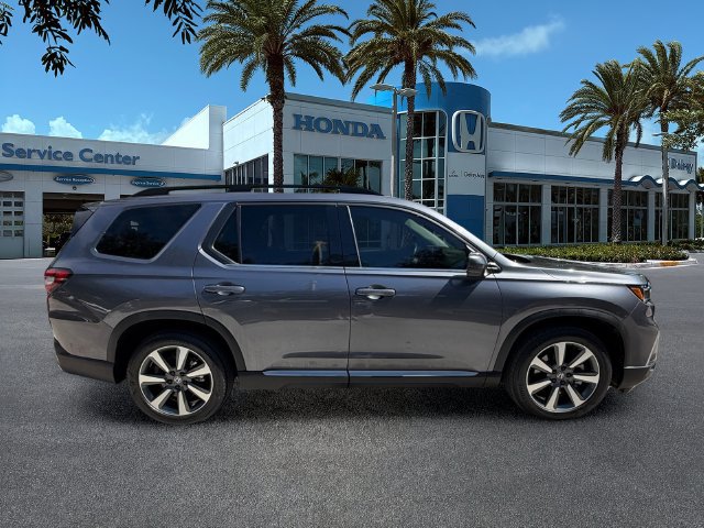 Used 2024 Honda Pilot Elite image 9