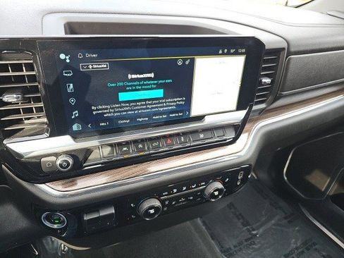 Used 2023 Chevrolet Silverado 1500 LT image 24