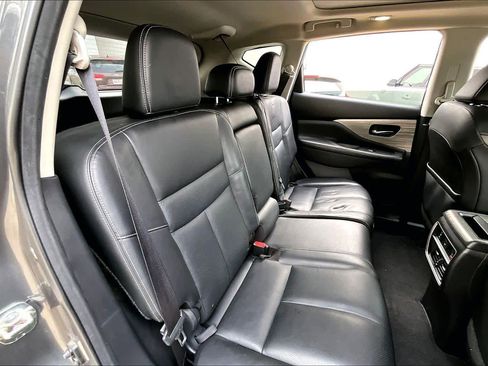 Used 2018 Nissan Murano SL w/ Moonroof Package FWD image 20