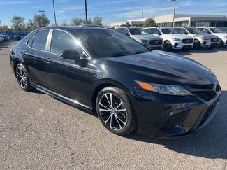 Used 2019 Toyota Camry SE w/ Carpet Mat Package video 1