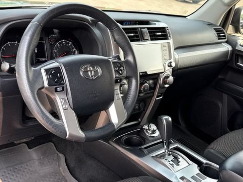 Used 2022 Toyota 4Runner Trail Special Edition AWD/4WD image 15