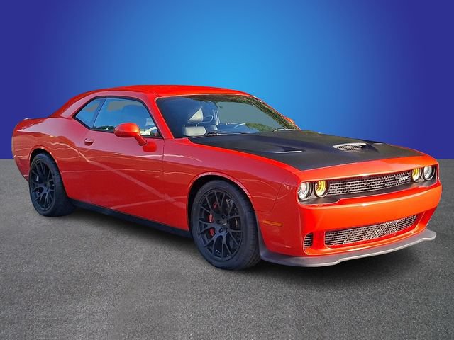 Used 2016 Dodge Challenger SRT Hellcat RWD image 3