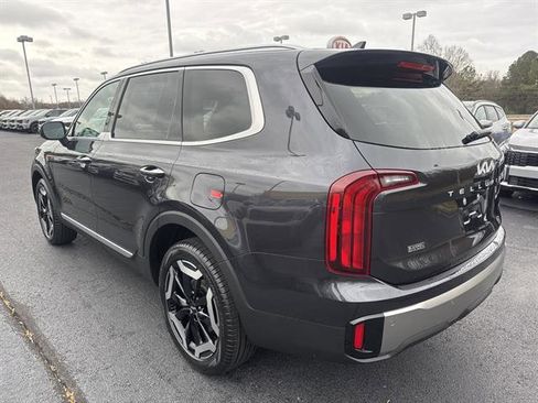 New 2025 Kia Telluride S image 4