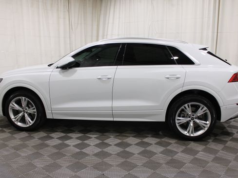 Used 2023 Audi Q8 Premium w/ Convenience Package AWD/4WD image 21