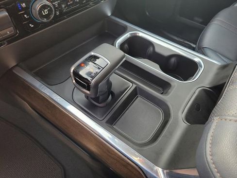 Used 2025 Chevrolet Silverado 1500 High Country image 27