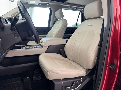 Used 2018 Ford Expedition Max Platinum AWD/4WD image 5