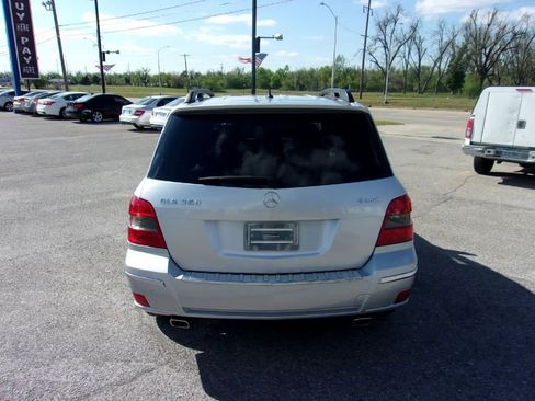Used 2010 Mercedes-Benz GLK 350 4MATIC image 6