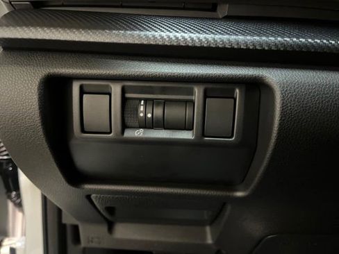 Certified 2025 Subaru Crosstrek 2.5i Limited w/ Crosstrek Mirror Package image 18