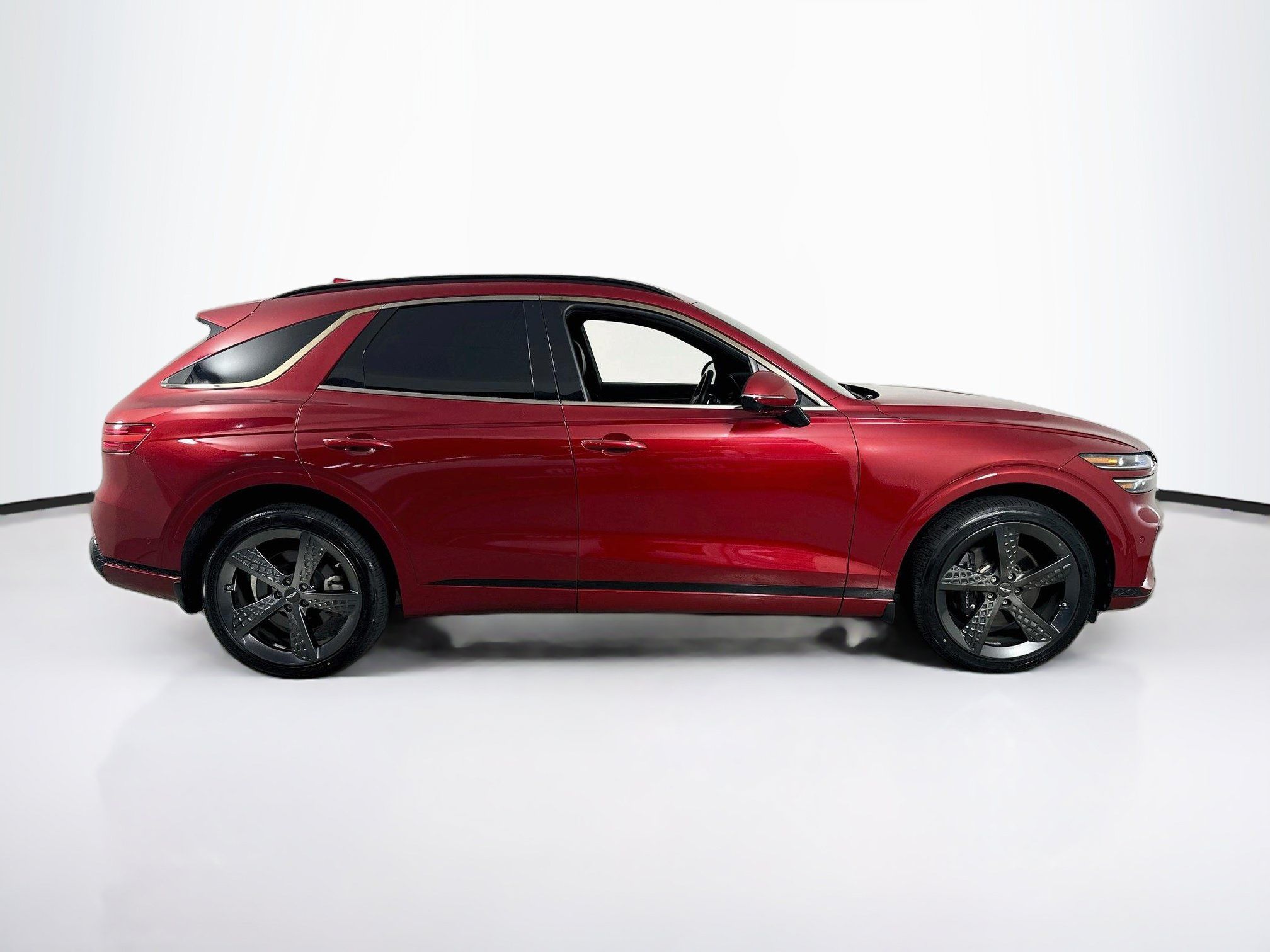 Used 2022 Genesis GV70 3.5T Sport w/ Sport Prestige Package AWD/4WD image 4