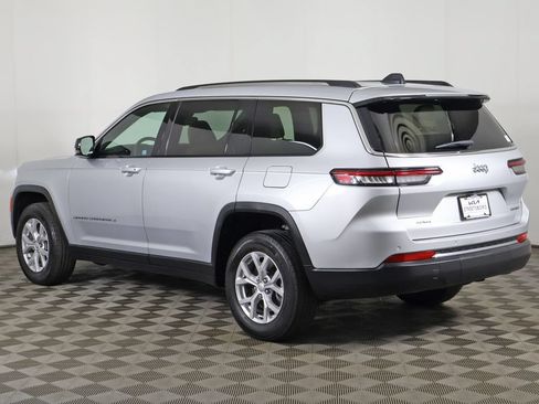 Used 2023 Jeep Grand Cherokee L Limited AWD/4WD image 12