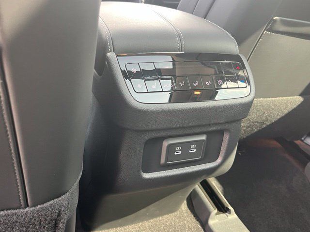 Certified 2027 INFINITI QX60 Luxe w/ Cargo Package FWD image 26