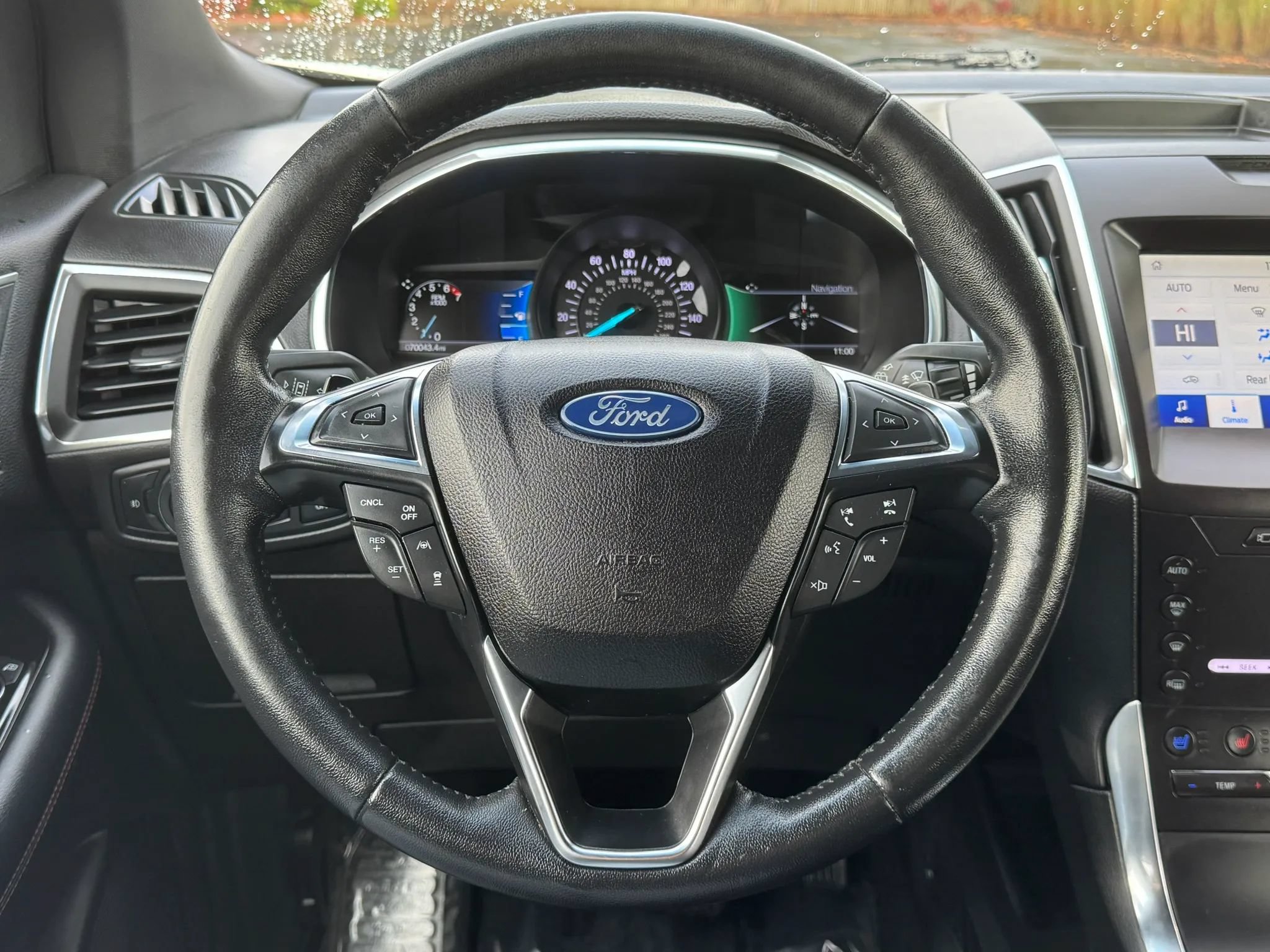 Used 2020 Ford Edge Titanium w/ Equipment Group 301A AWD/4WD image 10