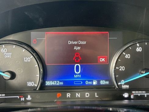 Used 2022 Ford Escape SE w/ Cold Weather Package image 18