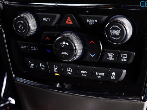 Used 2021 Jeep Grand Cherokee Overland w/ Protech Group AWD/4WD image 25