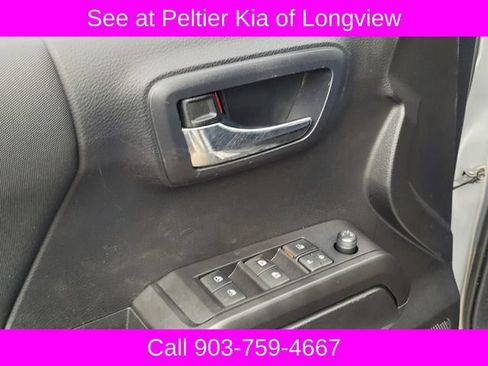Used 2019 Toyota Tacoma TRD Off-Road AWD/4WD image 17