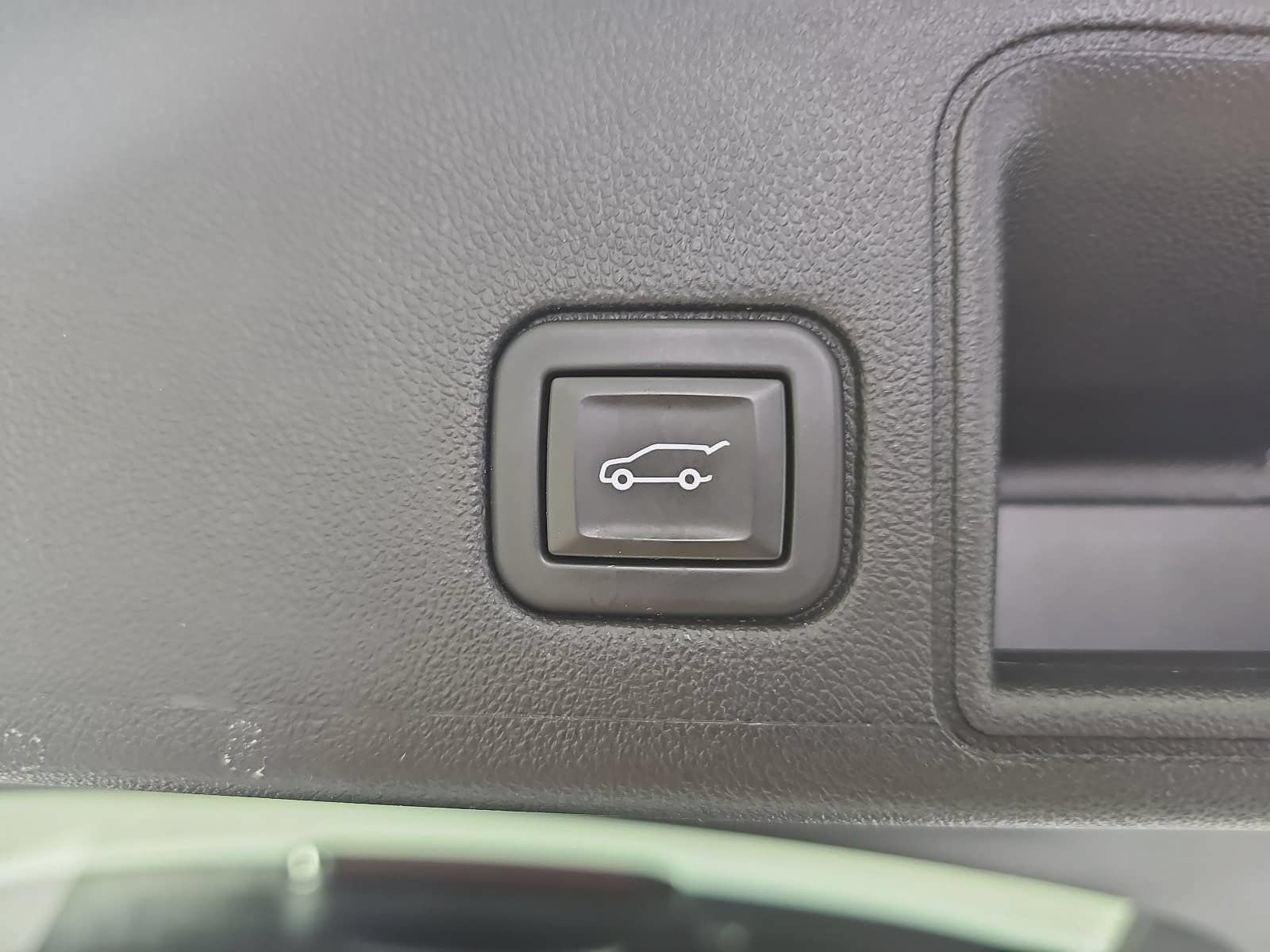 Used 2023 GMC Terrain AT4 w/ Infotainment Package II AWD/4WD image 32