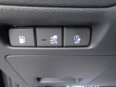 Used 2018 Hyundai Ioniq Limited image 40