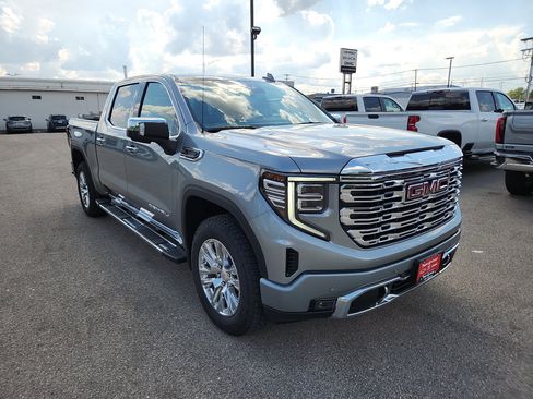 New 2026 GMC Sierra 1500 Denali w/ Technology Package image 2