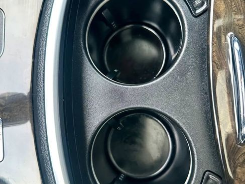 Used 2013 Chrysler 300 C w/ Harman Kardon Audio Group RWD image 26